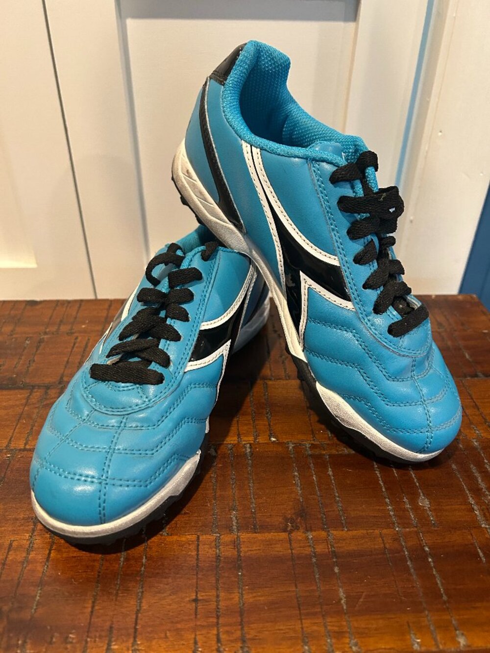 Diadora Women's Soccer Cleats, Size 6.5